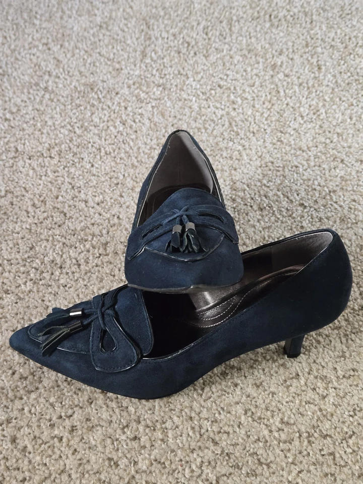 Tahari Women's Suede Blue Heels Tassels Leather Upper Size 7.5  — 第 2/4 张图片