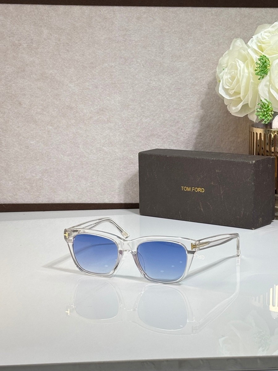 Tom Ford Snowdon TF0237 Unisex Sunglasses Clear Frame Blue Lens 52