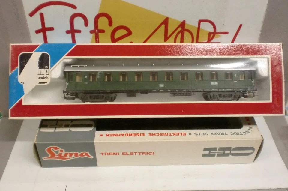 LIMA 309131 - CARROZZA DB VERDE 2cl - HO MADE ITALY - Immagine 2 di 3