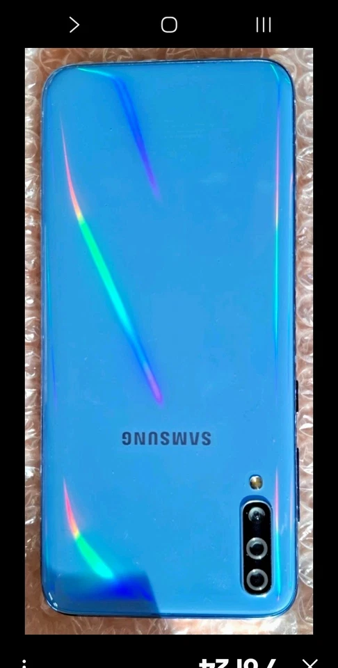 Samsung Galaxy A70 · 64GB, photo 2 of 4