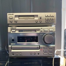 Sony DHC-MD373 mini disc, tape player, hifi music player system.