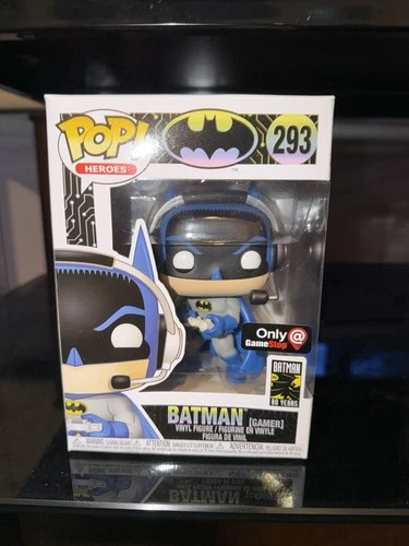 Funko Pop!  BATMAN (GAMER) (293) GAMESTOP EXCL--DC HEROES--w/ Protector