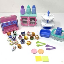Disney Munchlings Mini Figures And Accessories Lot 32 Pc