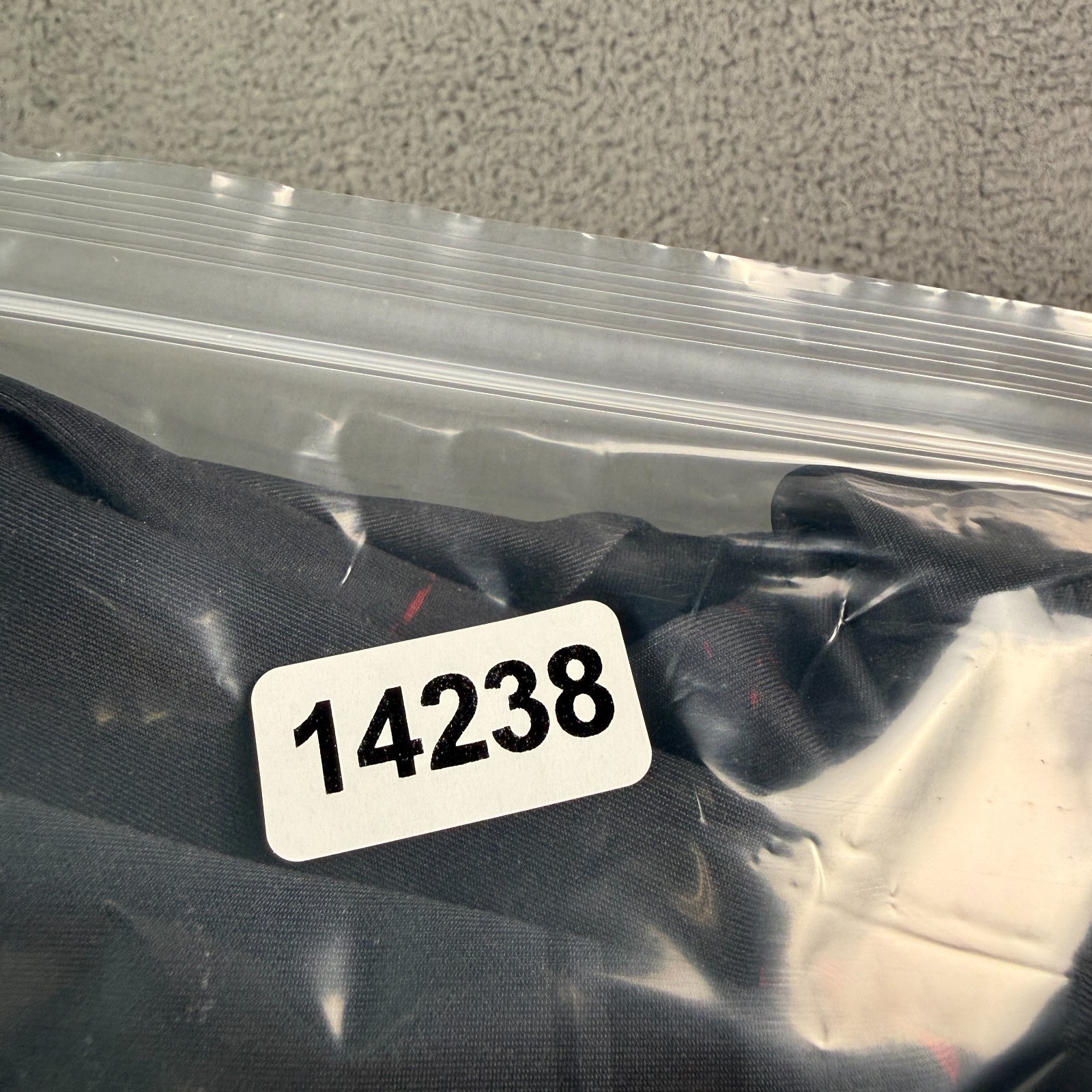 UFC Venum Hoodie Mens M Black Red Fight Night Walkout Sweatshirt Full Zip