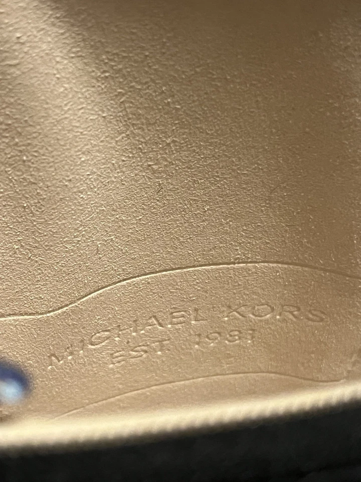 Michael Kors iPad Tablet Case Black Neoprene Padded Zip Closure 8.5” W X 10”H - Image 4 of 4