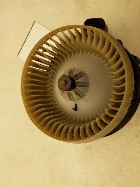 MOTOR SOPLADOR AC 10-19 LEXUS GX460 4,0 L V4 Foto 3 de 4