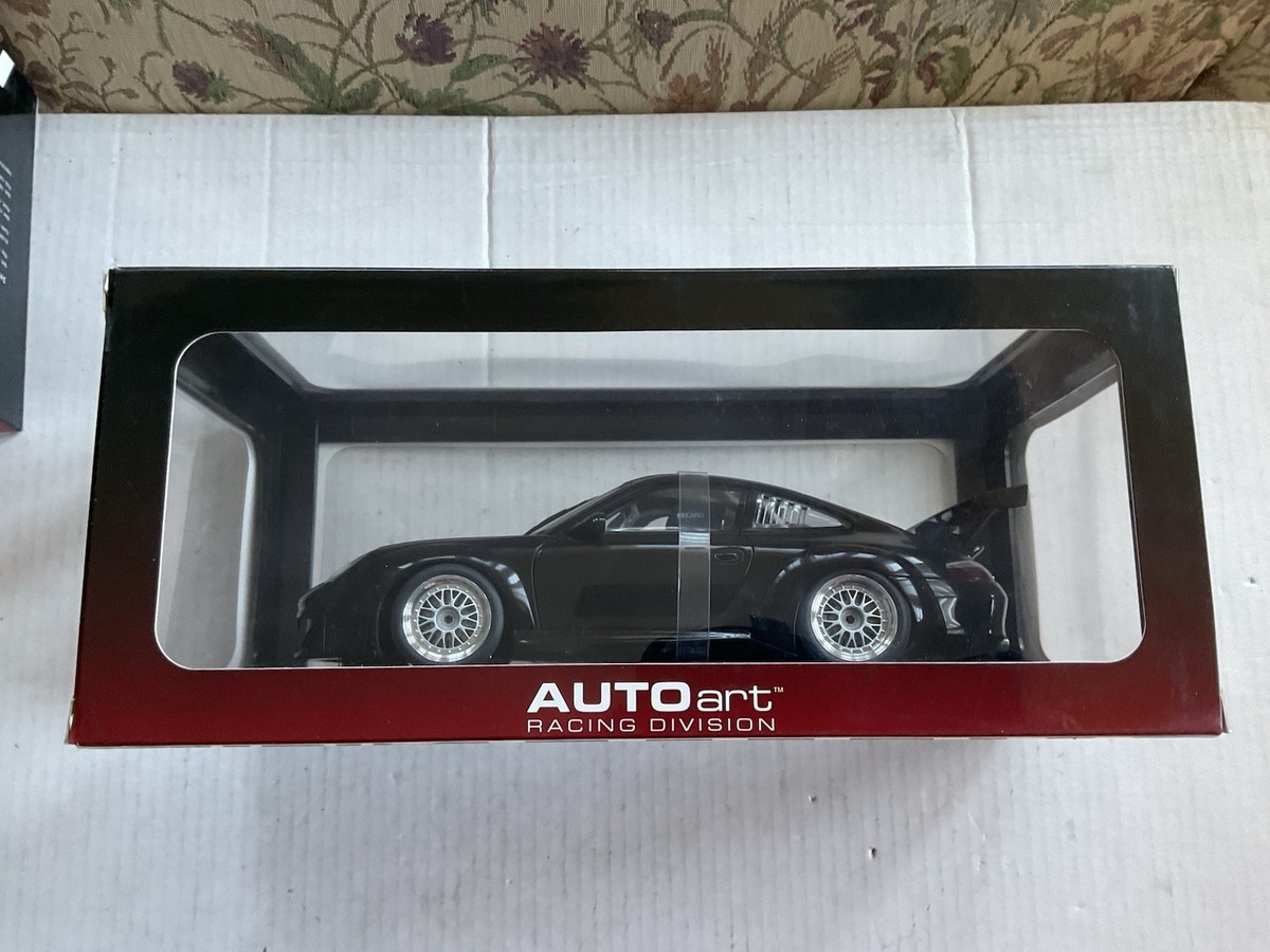 AUTOART 1/18 Porsche 911 (996) GT3 RSR PLAIN BODY VERSION BLACK | eBay