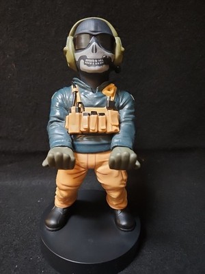 Call of Duty Ghost Cable Guy Controller & Phone Holder Figure