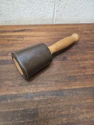 E50- Wood Is Good 20 oz. Carving Mallet MA-20