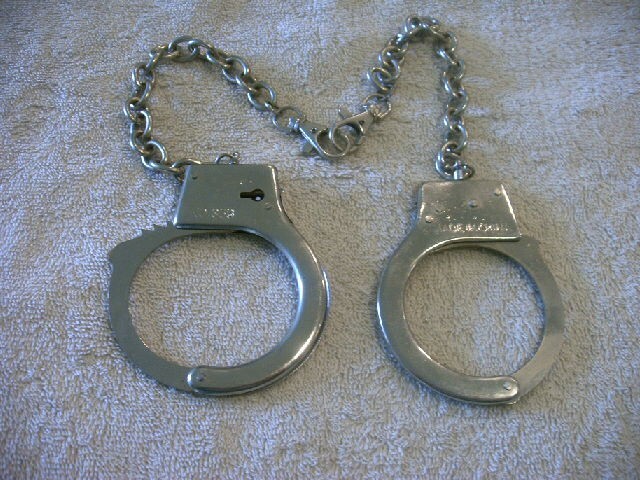 Metal Play Police Gag Joke Gift Hand Cuffs Party