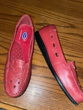 Dr. Scholl  s women  s 7.5 W RED slip on shoes, double air pillow insoles flat.  