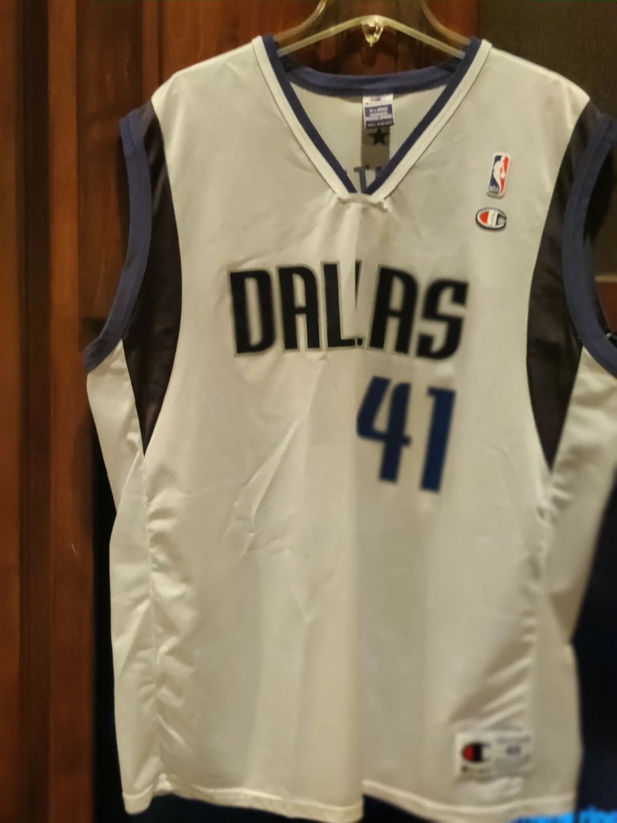 Vintage Champion NBA Dirk Nowitzki Dallas Mavericks Mens XL Jersey size 48