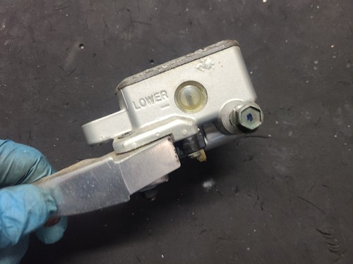 2003 YAMAHA V-STAR XVS 650 XVS650 Classic Front Brake Master Cylinder and Lever - Picture 16 of 17