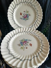 VINTAGE ROYAL DOULTON THE CHELSEA ROSE LOT 6 DINNER  PLATES  FLORAL ENGLAND