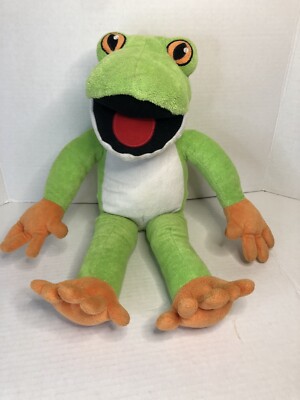 Build a Bear Workshop Tracy the Tricky Tree Frog Bearville BABW Plush Green RARE