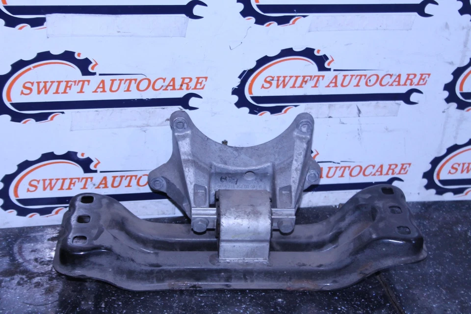 SOPORTE MONTAJE CAJA CAMBIOS MERCEDES BENZ 2.1 C220 CLASE C W205 A2112420340 Foto 3 de 4