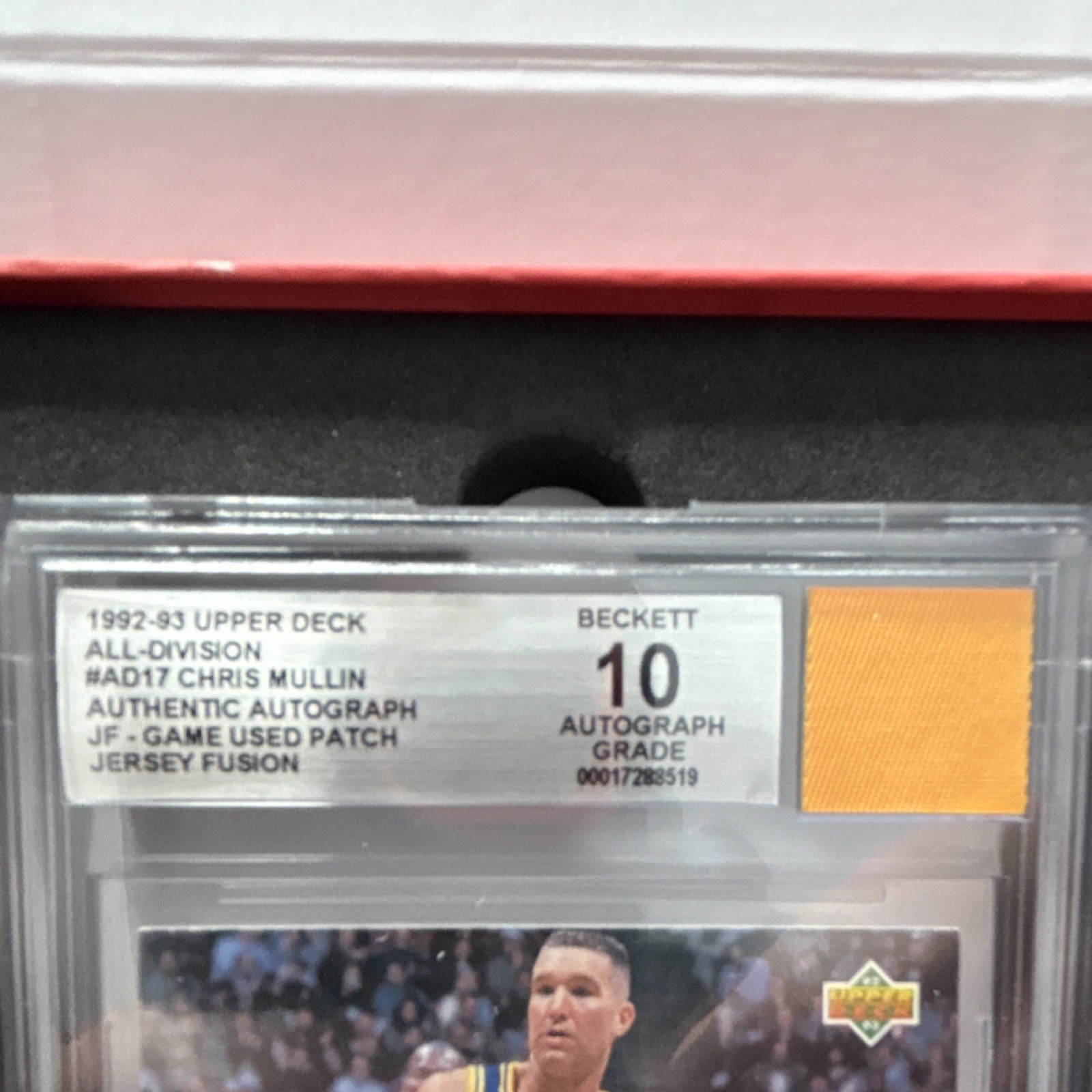 1992-93 Upper Deck Chris Mullin #AD17 Auto Game Used Patch Jersey Fusion BGS 10 view 3