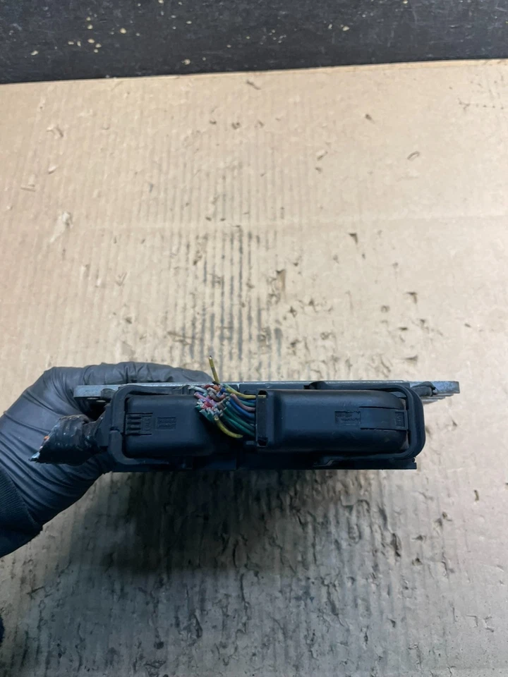 Nissan Frontier Xterra 2008 unidad de control del motor 4,0 L módulo de ECU U9463 DG Foto 2 de 4