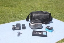 PANASONIC - PALMCORDER - VHS-C - PV-L678D - BUNDLE - FULLY TESTED