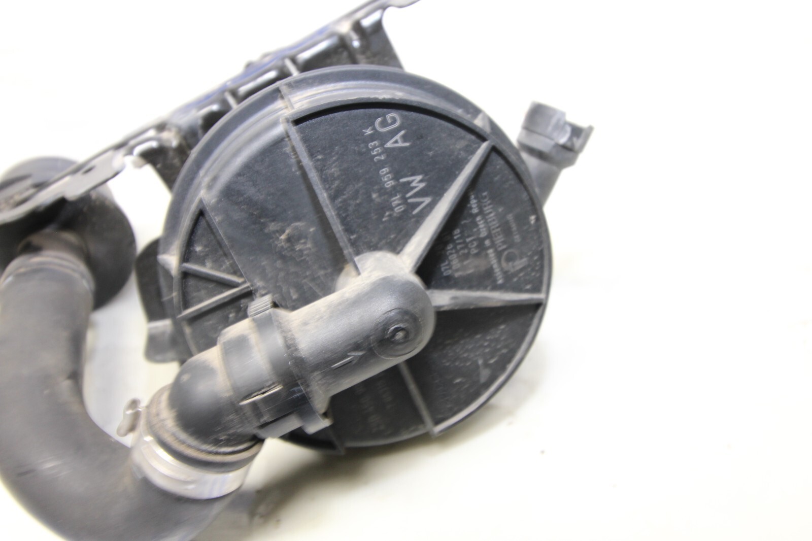 Audi R8 RWS 2017-2021 Secondary air pump P/N 4S0906601