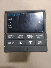 Honeywell Temperature Controller DC330B E36