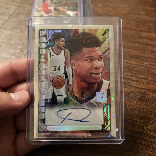 Giannis Antetokounmpo 2025 Panini Donruss Cracked Ice Fade to Greatness Auto /25