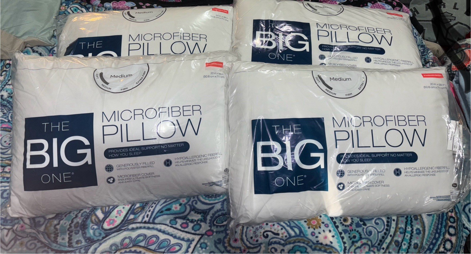 Lot of 4 New The Big One Microfiber Hypoallergenic Standard Queen Bed Pillows