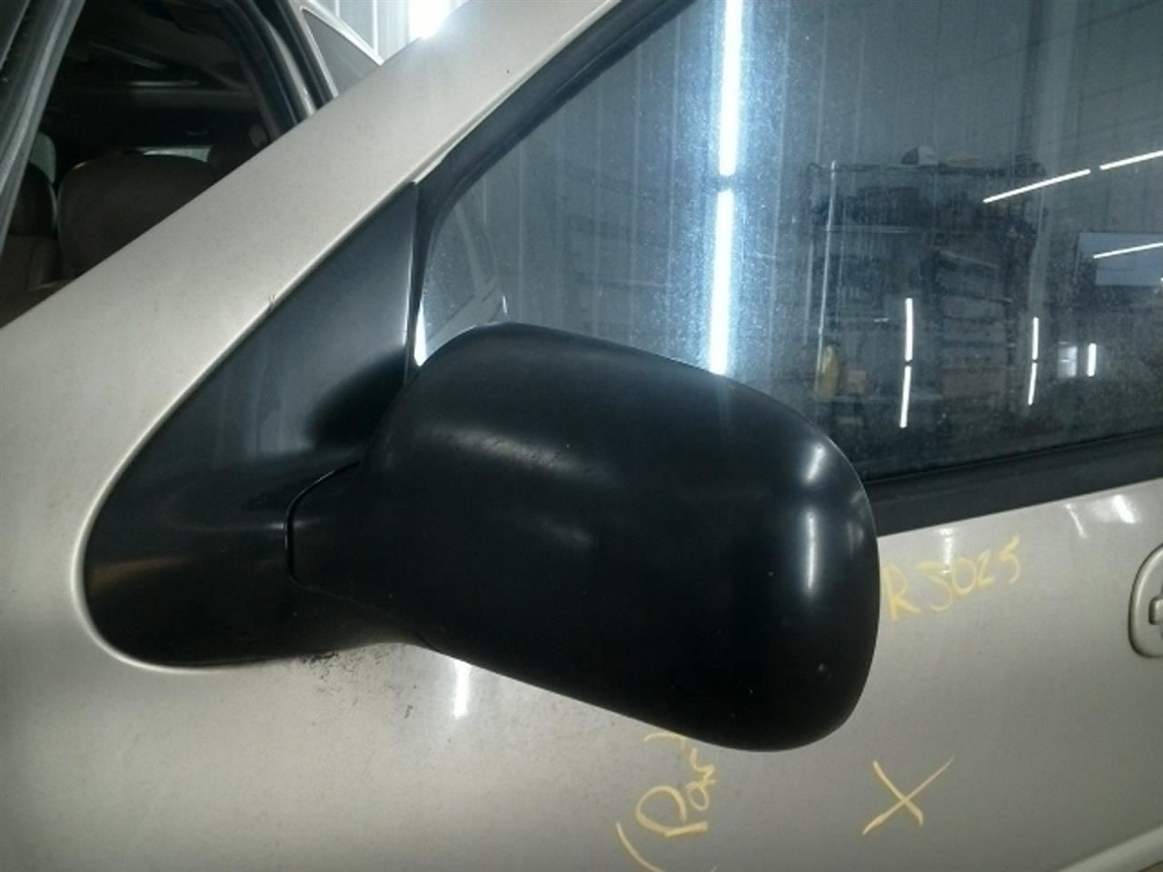 Driver Left Side View Mirror Power Fits 99-09 MONTANA 104901456