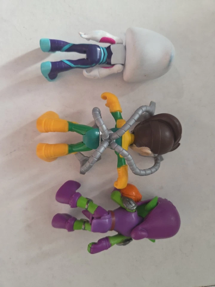 Lote de 3 figuras Marvel Spidey and His Amazing Friends 4" Black Panther Goblin Foto 2 de 2