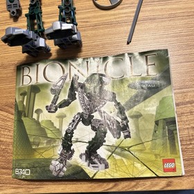LEGO BIONICLE: Toa Hordika Matau (8740) With Manual And Cannister