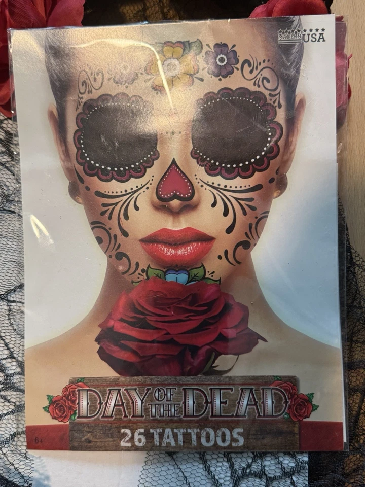 Velo Katrina y paquete de tatuajes Foto 2 de 2