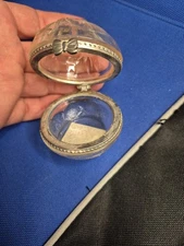 RUSS BERRIE& Co Glass Trinket Ring Box Poinsettia Etched In Glass 2 1/2in