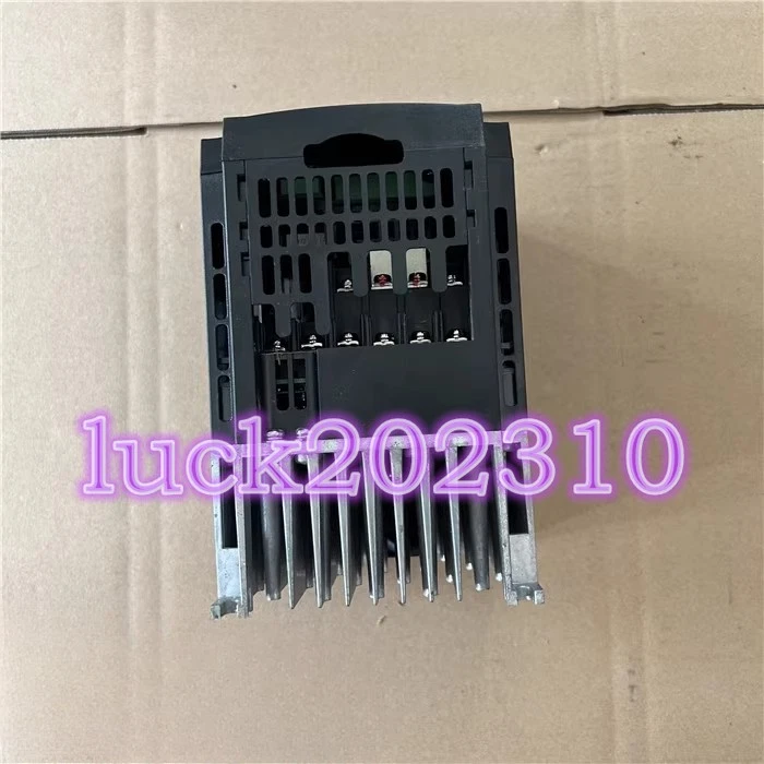 1PC USED 3G3MX2-A4022-ZV1 3G3MX2 series OMRON inverter 2.2KW 380V #YY - Image 3 of 3