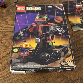 Lego Spyrius Recon Robot 6889