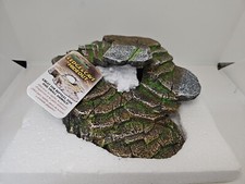 Reptology Shale Scape Step Ledge  Cave Hideout   Decorative Resin for Aquarium