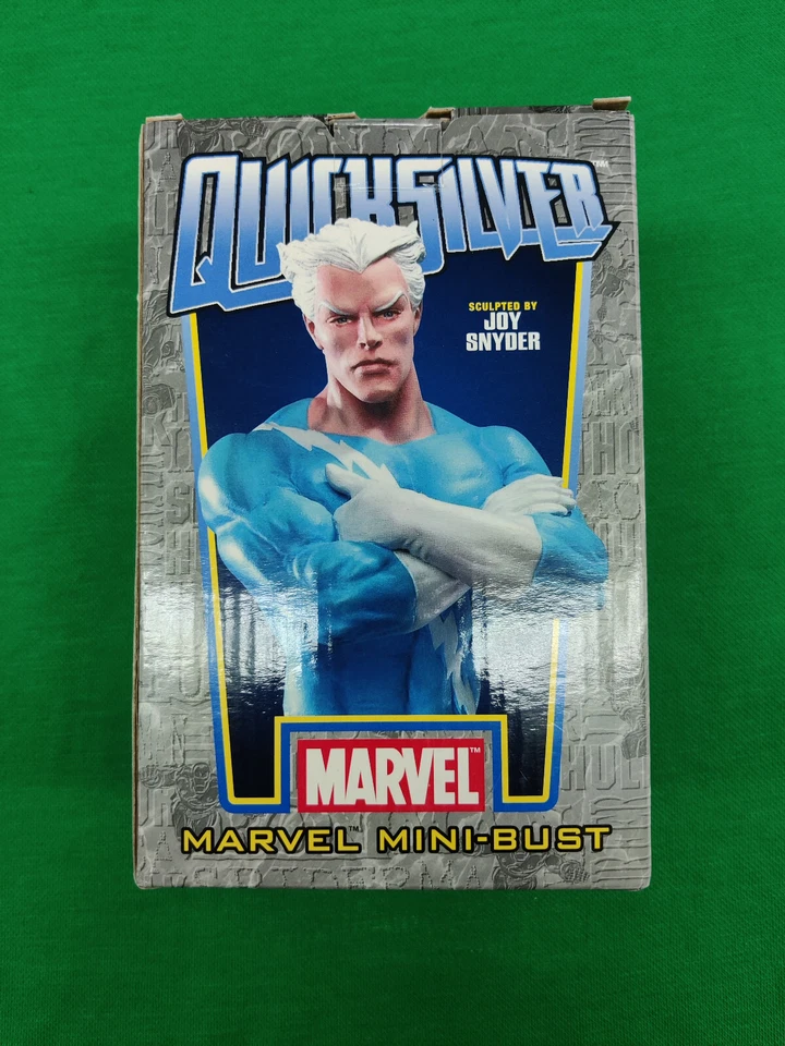 Quicksilver Blue Bust Statue Bowen Designs Marvel X-Men #1327/3000 - Imagem 2 de 4
