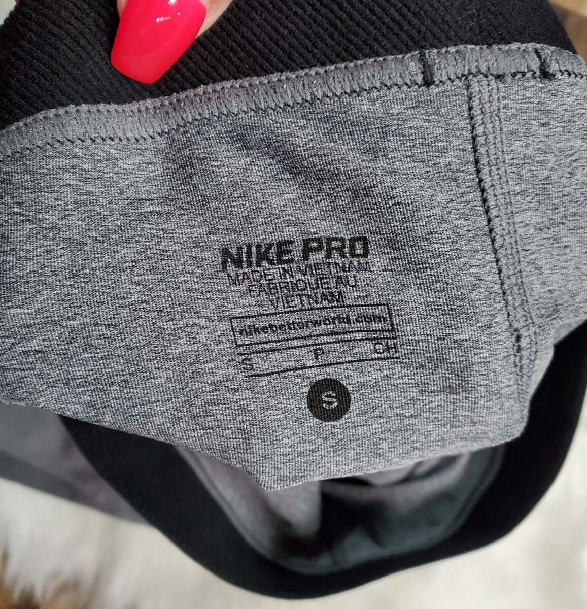 Nike Pro Gray Fitted Compression Capri Leggings W… - image 4