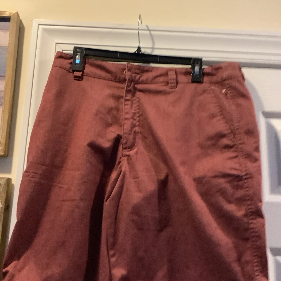Pantalones Cortos Para Hombre O’Neill Wine 34 Chino Frente Plano Calce Relajado Foto 2 de 4