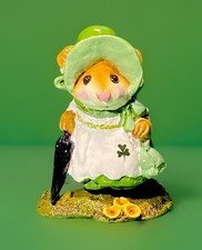 Wee Forest Folk M-195b Lady Mousebatten. Retired in 2003. Fast Free Shipping!