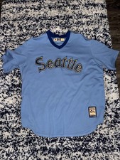 Majestic Men s Ken Griffey Jr Seattle Mariner...