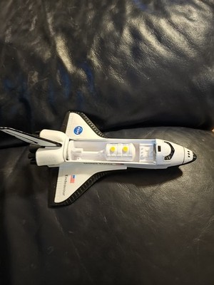 NASA Endeavour Space Shuttle - 7'' Open Top Metal Toy Motor Max AS IS