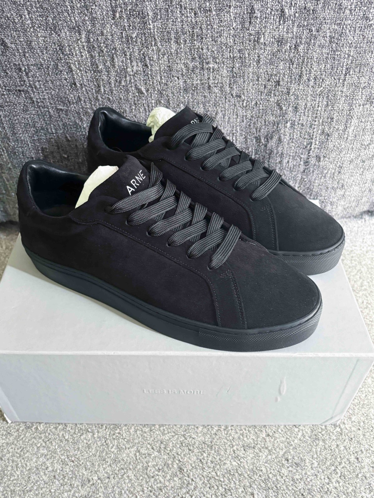 Arne Essential Low Triple Black Men's Suede Trainers UK 10.5 Brand New RRP £120 image 2