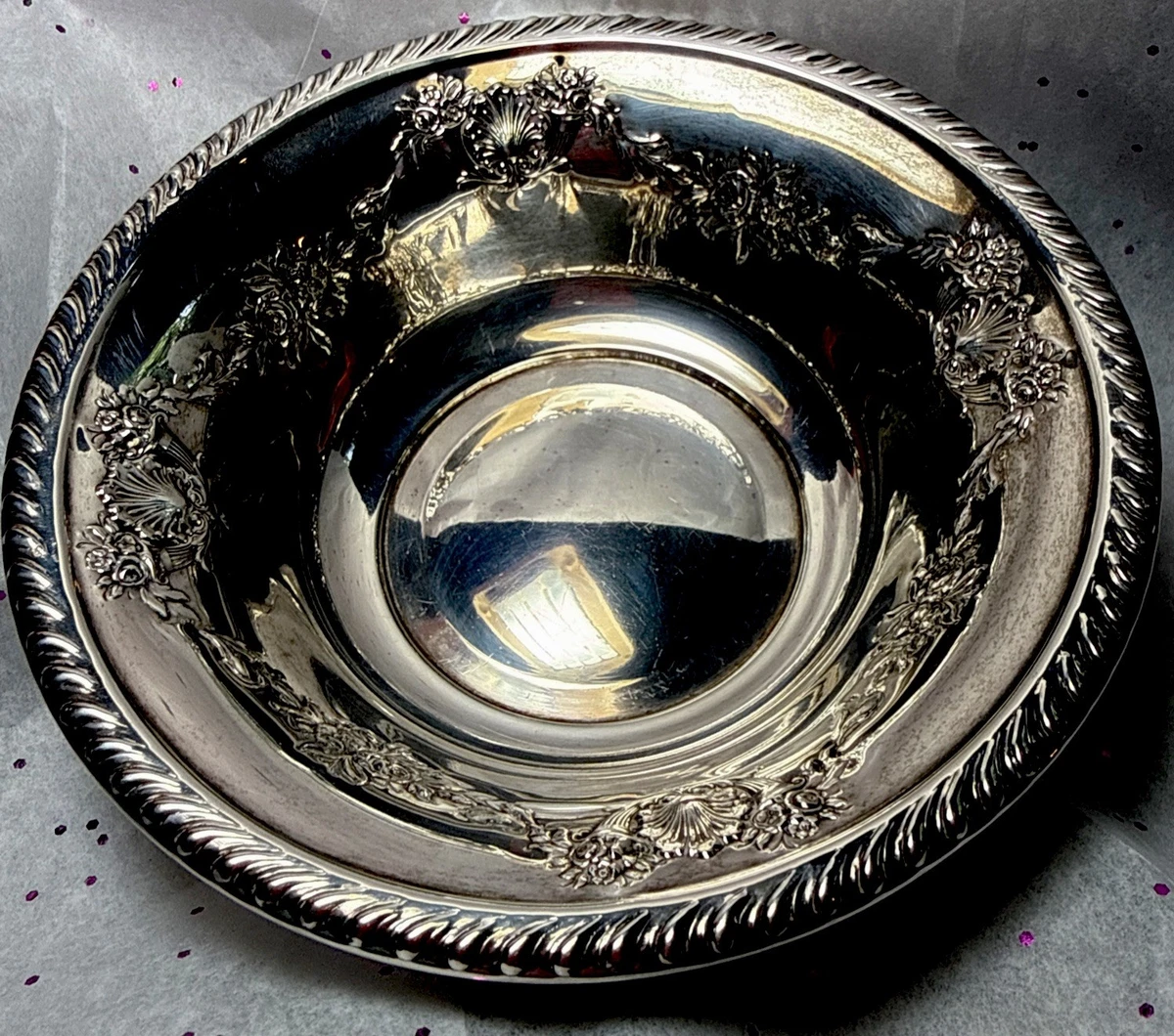 【英国】 ライオンのボウル / センターピース【シルバープレート】直径18cm Lion Antique US Sterling Silver Bowls for sale | eBay