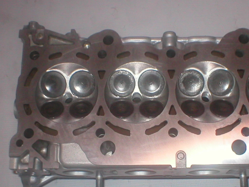 HONDA 2.4 CRV ACCORD ELEMENT 2007-2009 K24A8 RAA CYLINDER HEAD NO CORE REQUIRED Foto 2 de 4