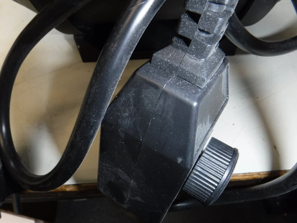 VIVOSUN 4" 190 CFM Inline Duct Ventilation Fan w Variable Speed Controller - Image 3 of 4