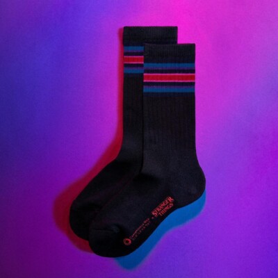 Family Mart Line Socks Special Edition  Stranger Things  NEU OVP (25 -28 cm)