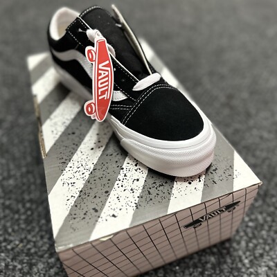 靴 VANS VAULT OG OLD SKOOL L Vans Vault OG Old Skool L (Suede Canvas) Black Treht Women's