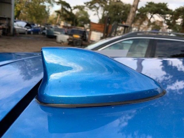 NISSAN QASHQAI J 11 2014 2020 AERIAL BASE ELECTRIC VIVID BLUE RCA SAT NAV