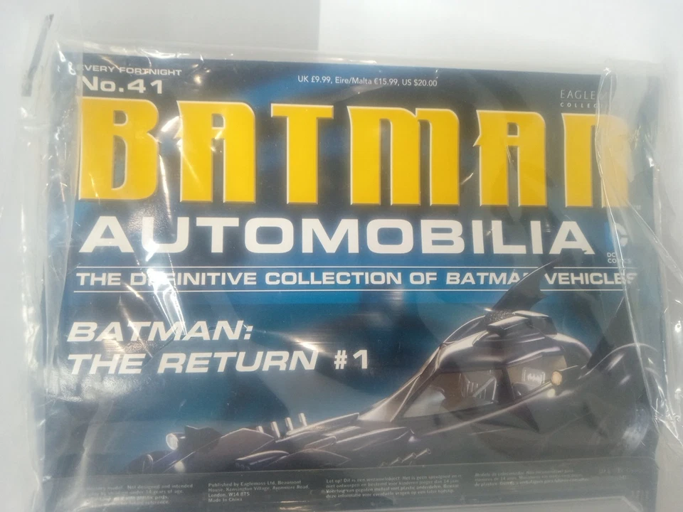 Eaglemoss DC Comics Automobilia Magazine #41 • Batman: The Return #1 BATMOBILE - Image 3 of 4