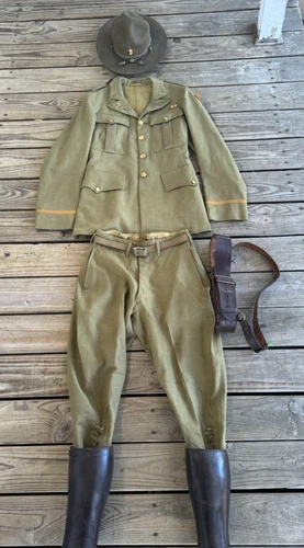 Vintage WW1 US Army Doughboy Military Uniform Complete In Excellent Condition